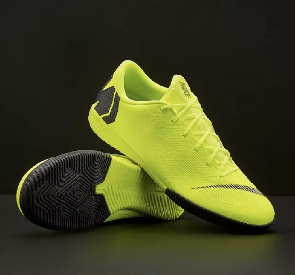Футзалки Nike Mercurial Vapor XII Academy Indoor